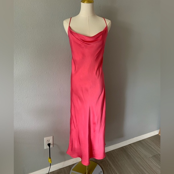 Zara hot pink satin midi slip dress with cowl neck and spaghetti straps - Picture 2 of 13